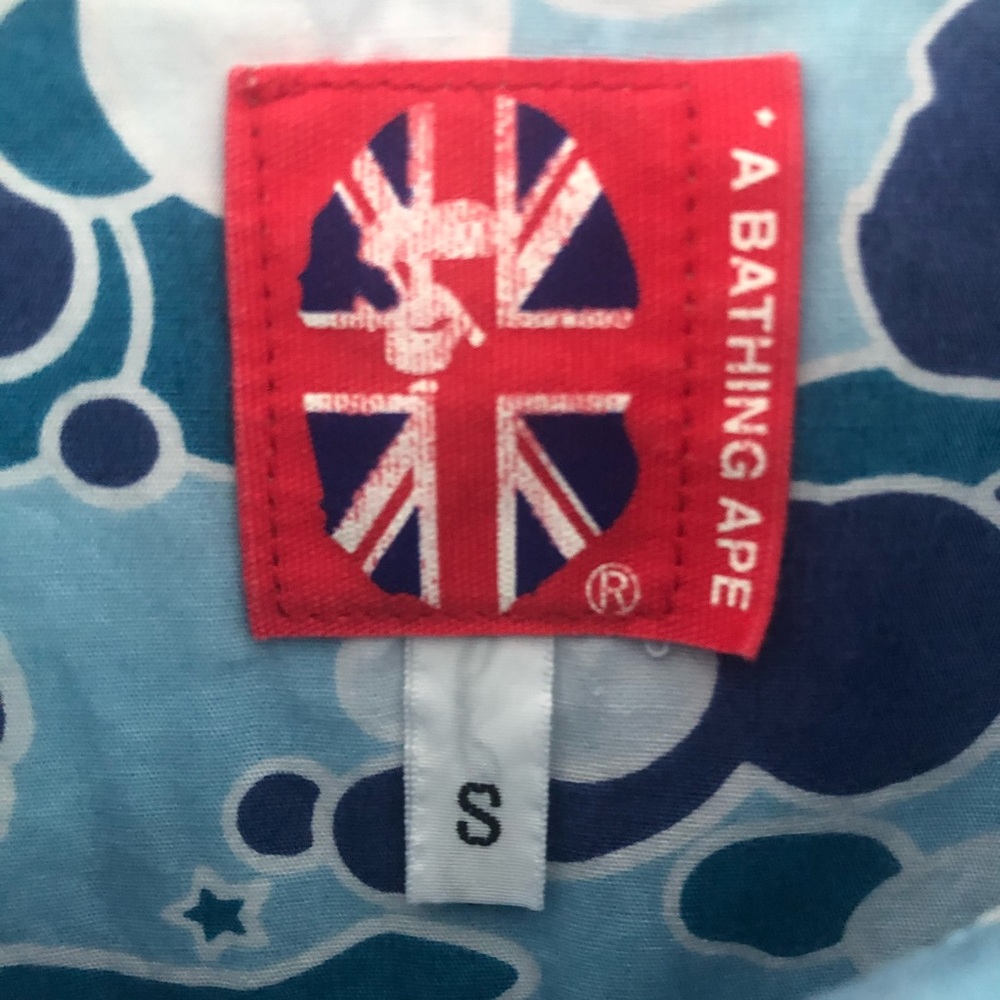 BLUE BAPE PSYCHE CAMO BUTTON UP - Picture 9 of 9